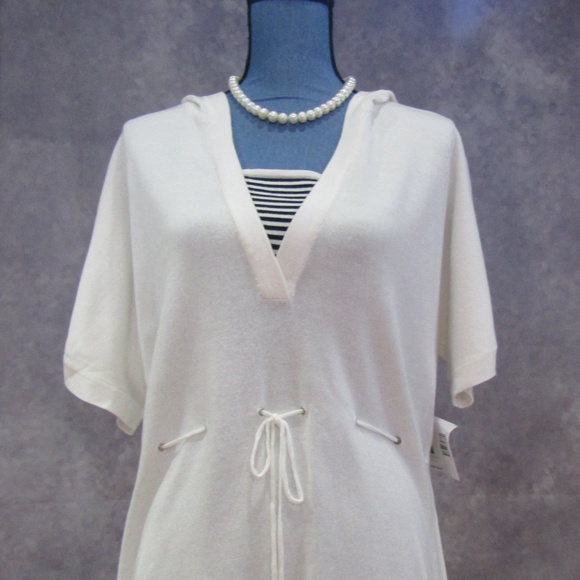 NWT Sag Harbor White Drawstring Hooded Top Cruise! - Picture 2 of 6